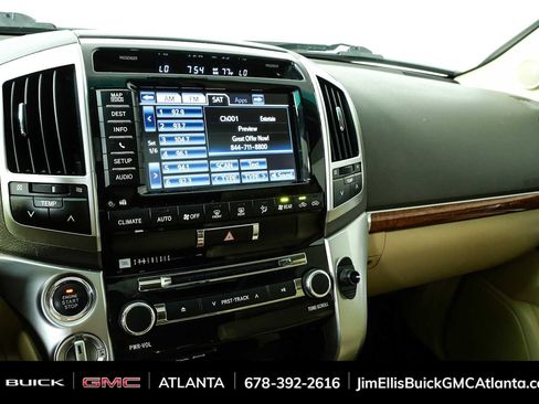 Used 2015 Toyota Land Cruiser AWD/4WD image 13