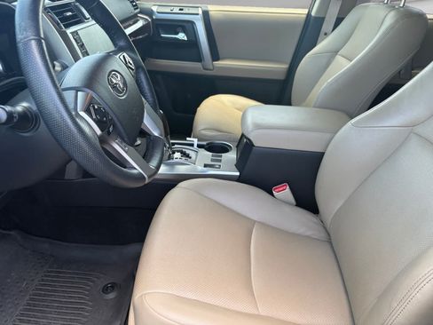 Used 2024 Toyota 4Runner Limited AWD/4WD image 9
