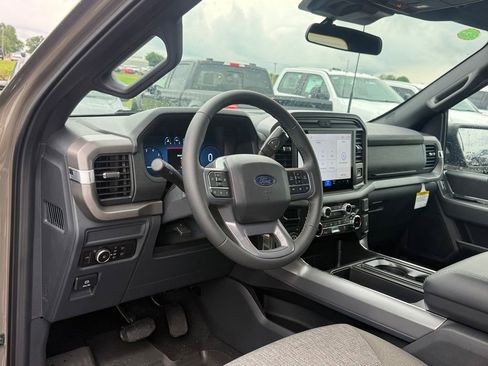 New 2026 Ford F150 XLT w/ XLT Chrome Appearance Package AWD/4WD image 4