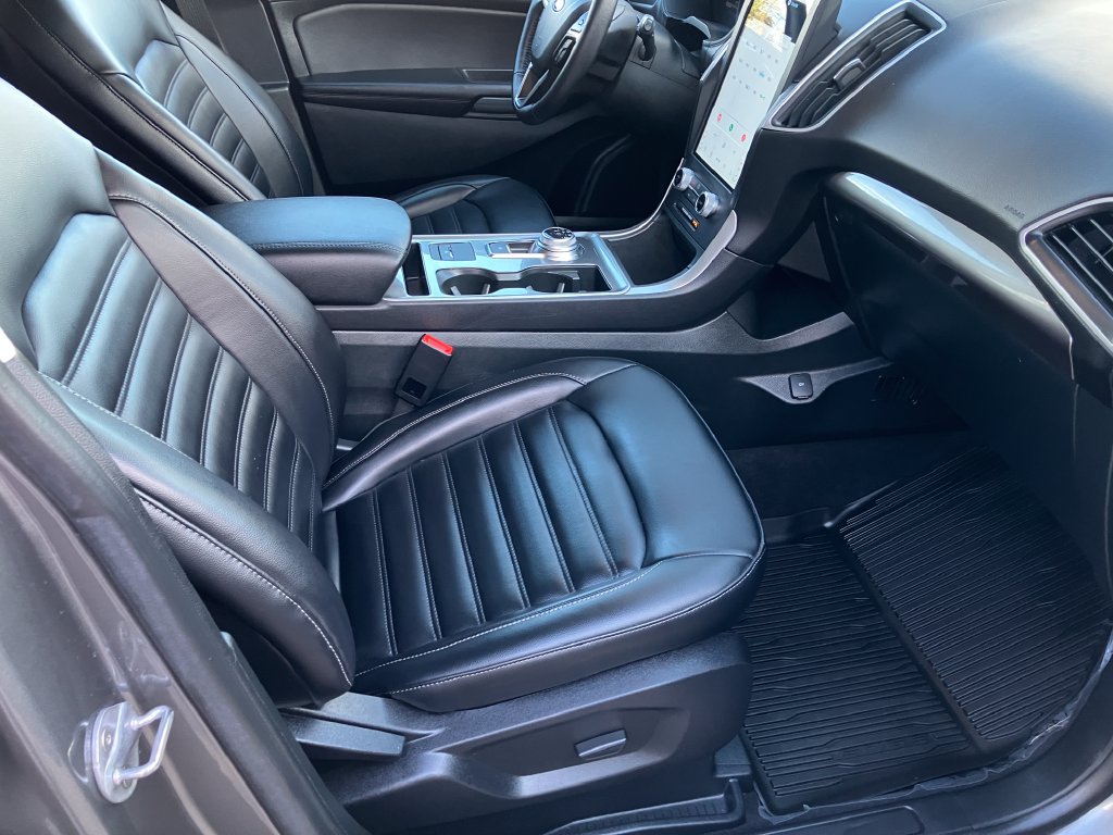 Used 2024 Ford Edge SEL w/ Convenience Package AWD/4WD image 16