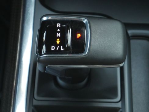 Certified 2024 Chevrolet Silverado 1500 LT Trail Boss w/ Convenience Package II AWD/4WD image 25