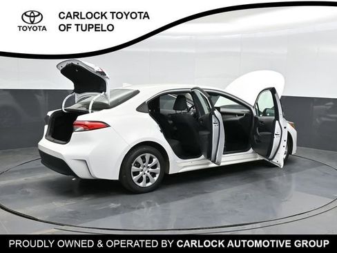 Used 2024 Toyota Corolla LE image 45