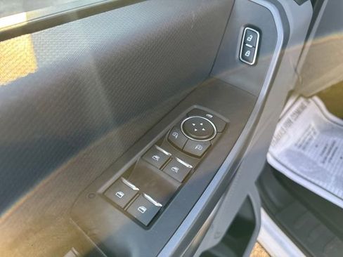 Used 2022 Ford F150 XLT image 11