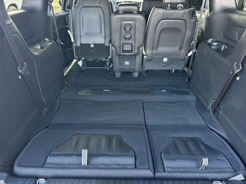 New 2026 Chrysler Pacifica Select image 13
