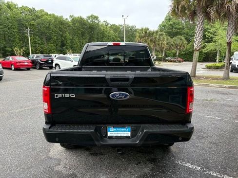 Used 2017 Ford F150 XLT w/ Equipment Group 302A Luxury image 4
