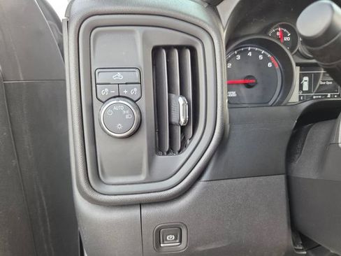 Used 2019 Chevrolet Silverado 1500 Custom w/ Custom Value Package image 24