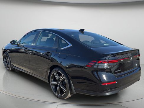 Used 2025 Honda Accord Sport image 20