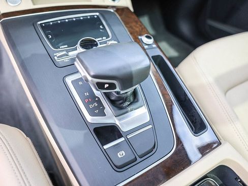 Used 2019 Audi Q5 2.0T Premium Plus AWD/4WD image 13