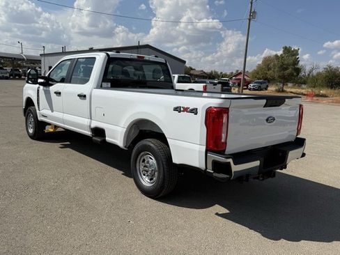 New 2026 Ford F250 XL w/ XL Chrome Package image 6