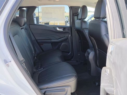 New 2025 Ford Escape SE w/ PHEV Premium Package image 29