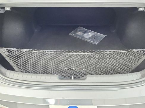 Used 2024 Hyundai Elantra SE image 23