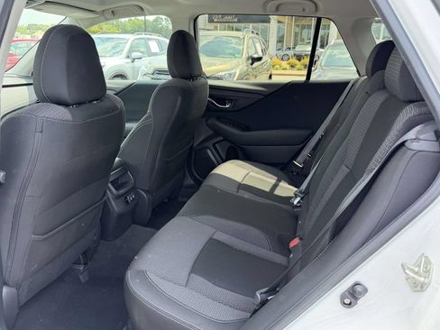 Used 2018 Subaru Outback 2.5i Premium AWD/4WD image 15