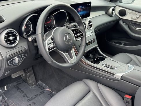 Used 2022 Mercedes-Benz GLC 300 image 17