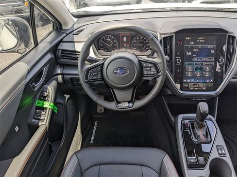 New 2025 Subaru Crosstrek 2.5i Limited w/ Popular Package #3A image 12