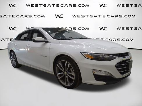Used 2022 Chevrolet Malibu LT FWD image 2