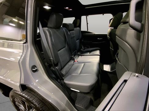 Certified 2024 Lexus GX 550 w/ Cold Area Package AWD/4WD image 20