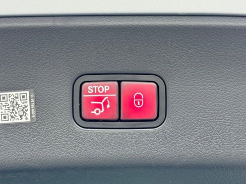 New 2025 Mercedes-Benz GLC 63 AMG S image 16