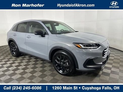 Used 2025 Honda HR-V Sport image 1