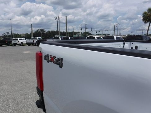 Used 2026 Ford F250 XL AWD/4WD image 5