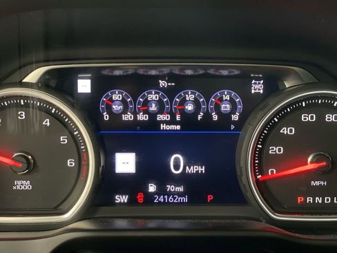 Used 2019 Chevrolet Silverado 1500 LTZ w/ LTZ Premium Package AWD/4WD image 15
