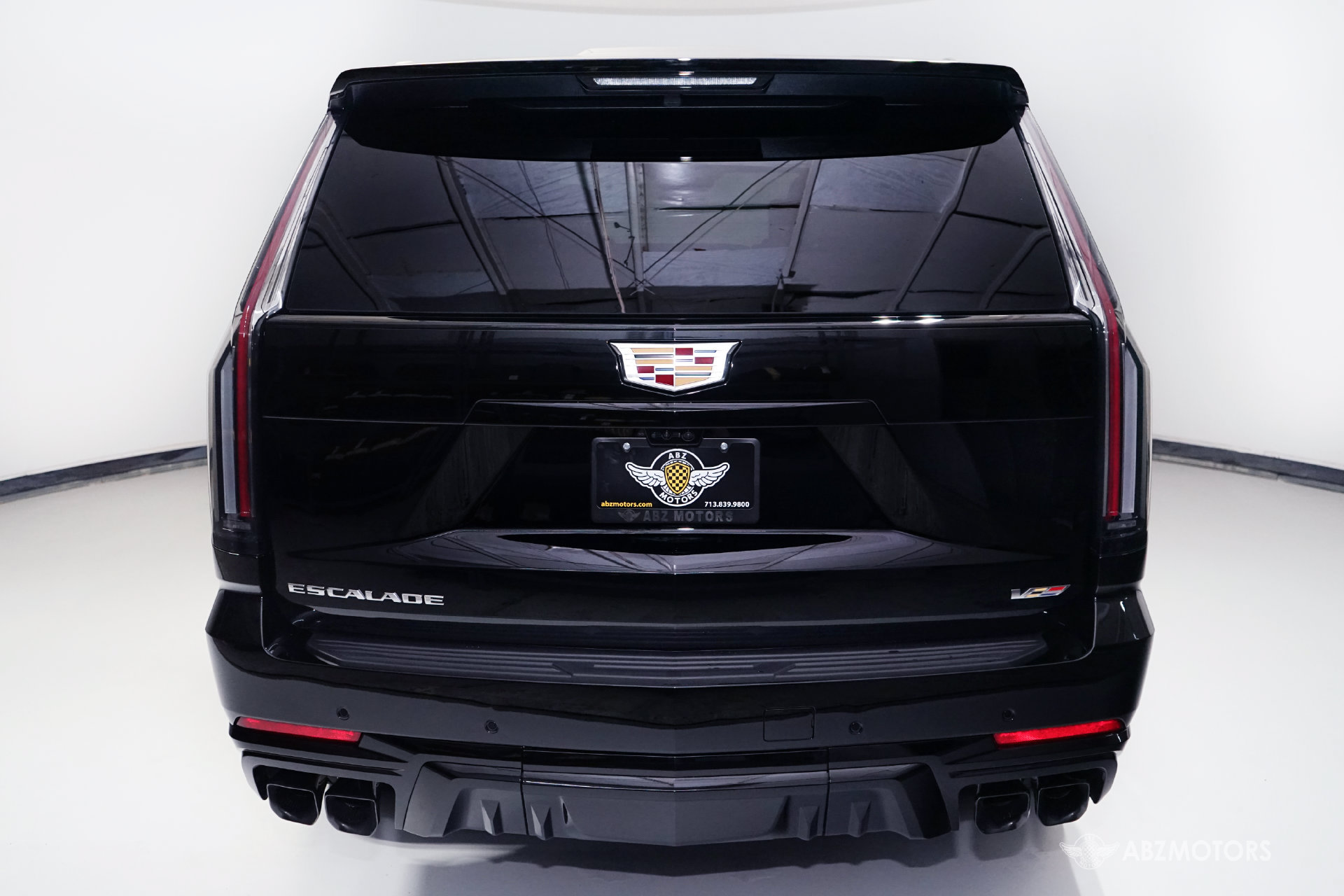 Used 2026 Cadillac Escalade V AWD/4WD image 8