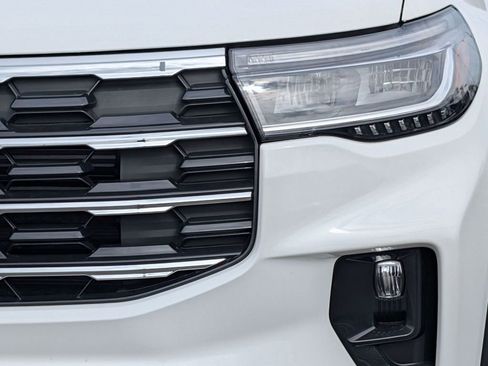 New 2025 Ford Explorer Active w/ Active Comfort Package image 11