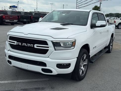 Used 2023 RAM 1500 Laramie AWD/4WD image 2