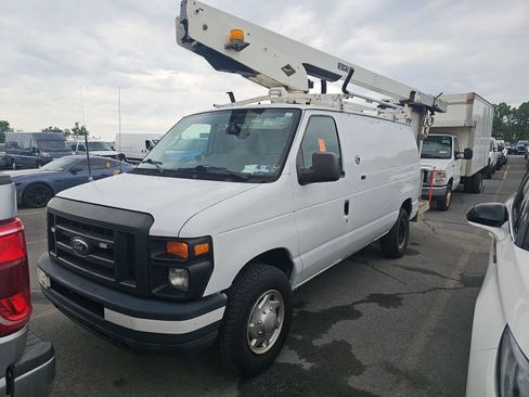 Used 2014 Ford E-350 and Econoline 350 Super Duty w/ Power Group RWD image 2