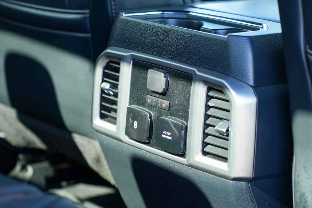 Used 2022 Ford F250 Platinum w/ Tremor Off-Road Package AWD/4WD image 20
