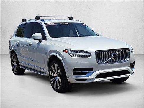 Used 2024 Volvo XC90 T8 Ultimate w/ Lounge Package AWD/4WD image 3