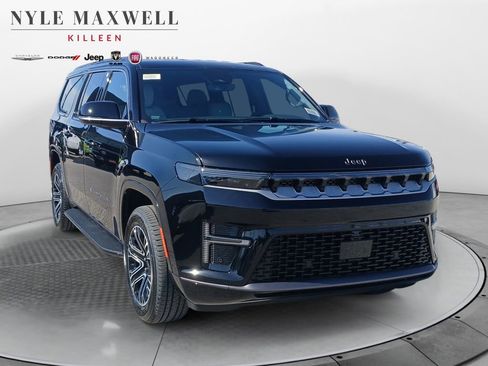 New 2026 Jeep Grand Wagoneer L 2WD image 2