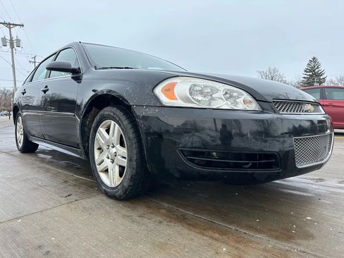 Used 2014 Chevrolet Impala LT w/ LT Sunroof Package image 6