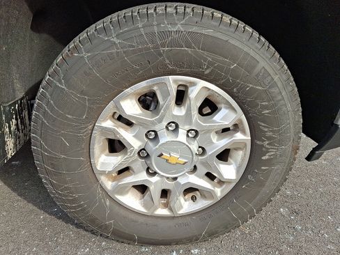 Certified 2024 Chevrolet Silverado 3500 LT w/ All Star Edition image 8