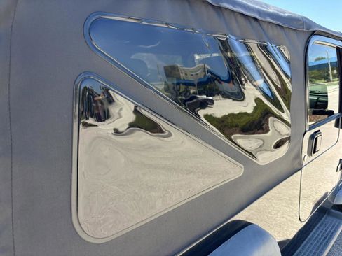 Used 2006 Jeep Wrangler Unlimited AWD/4WD image 27