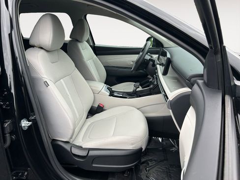 Used 2025 Hyundai Tucson SEL AWD/4WD image 24