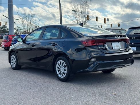 Used 2024 Kia Forte LX image 8