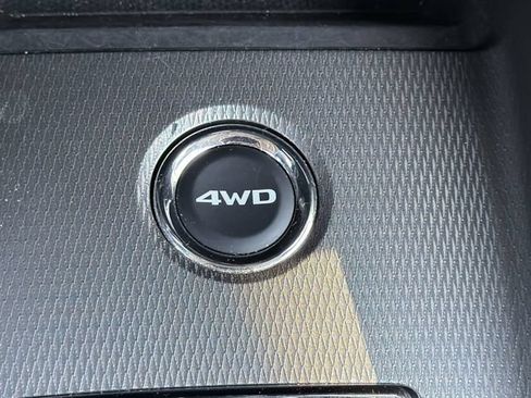 Used 2024 Mitsubishi Outlander Sport SE AWD/4WD image 19