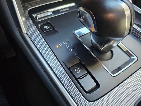 Certified 2024 MAZDA CX-90 Plug-In Hybrid w/ Premium Pkg image 39