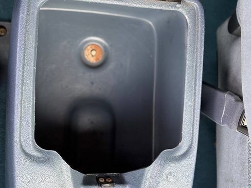 Used 1993 Ford F250 XLT image 66