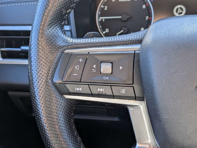 Used 2024 Mitsubishi Outlander SE FWD image 15