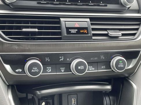 Used 2020 Honda Accord Hybrid image 24
