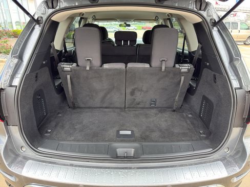 Used 2020 Nissan Pathfinder S AWD/4WD image 15