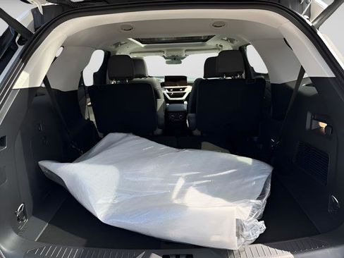 New 2026 Ford Explorer Active w/ Active Comfort Package AWD/4WD image 7