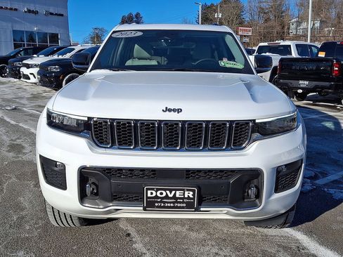Certified 2023 Jeep Grand Cherokee Overland image 29