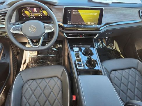 New 2026 Volkswagen Atlas SEL Premium R-Line AWD/4WD image 3