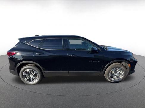 Used 2025 Chevrolet Blazer LT image 16