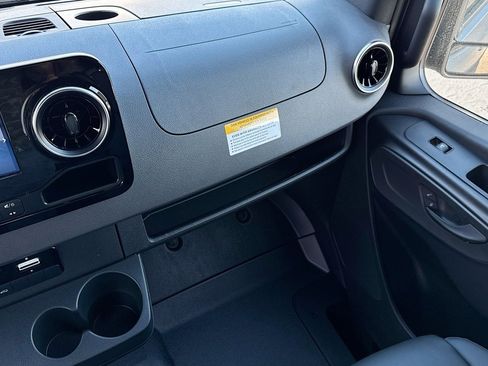 New 2026 Mercedes-Benz Sprinter 2500 image 20