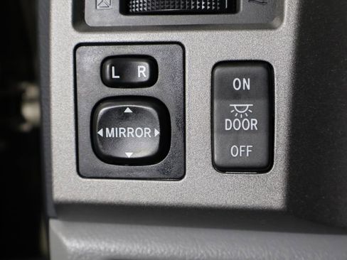 Used 2012 Toyota Tundra SR5 image 25