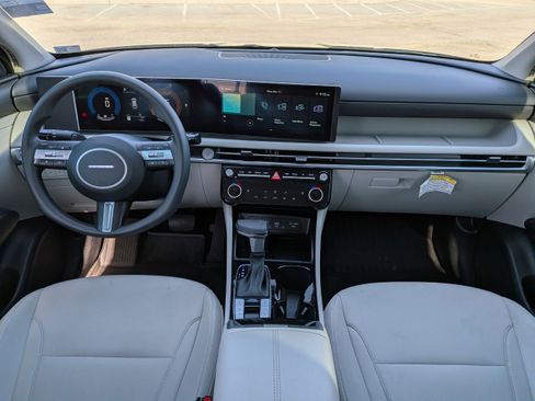 Certified 2025 Hyundai Tucson SEL image 15