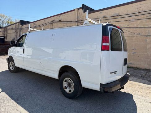 Used 2016 Chevrolet Express 2500 Extended image 6